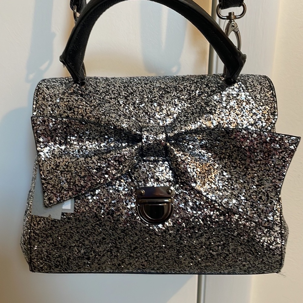Pocketbook: silver & black.